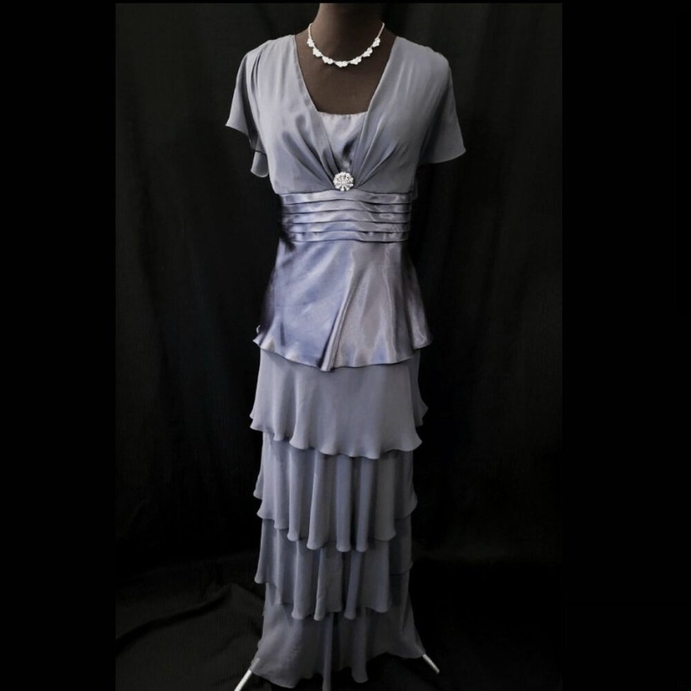 NWOT Dark Gray Tiered Prom/Evening Dress